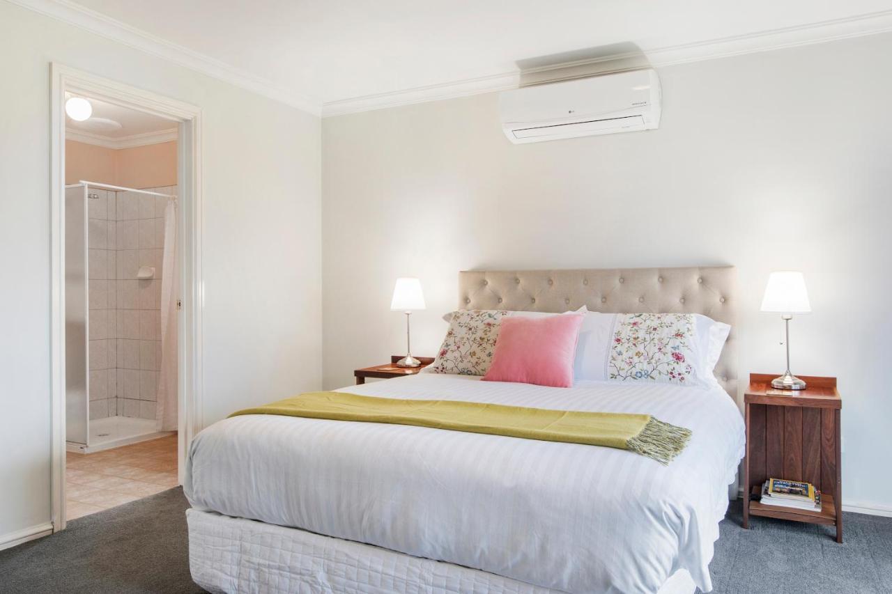 Shambhala Guesthouse Kangaroo Gully Ngoại thất bức ảnh
