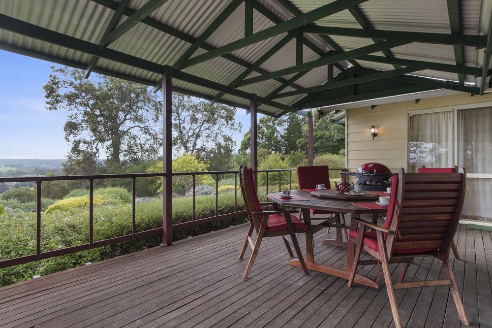 Shambhala Guesthouse Kangaroo Gully Ngoại thất bức ảnh