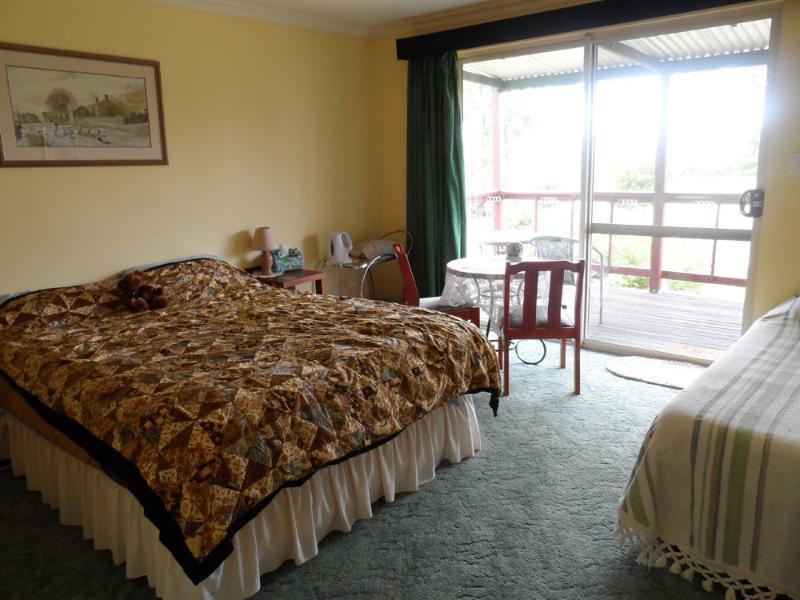 Shambhala Guesthouse Kangaroo Gully Ngoại thất bức ảnh