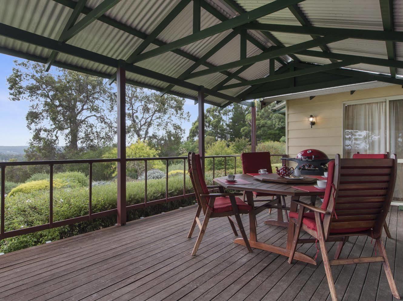Shambhala Guesthouse Kangaroo Gully Ngoại thất bức ảnh